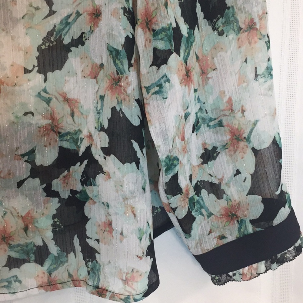 LIZ Claiborne 1X Sheer Blouse Floral PIT TO PIT 26"  corals, greens, Preworn - Picture 5 of 15